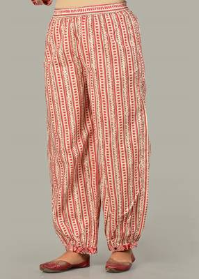 Red rayon straight kurta pant set for women 4