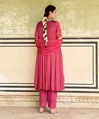 Surkh kurta set 5
