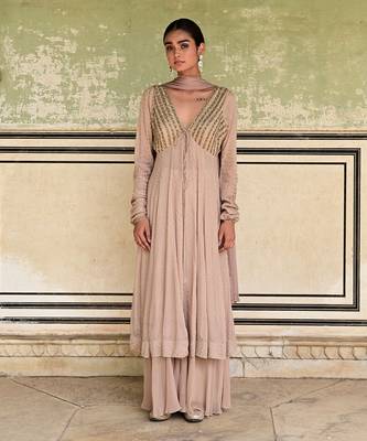 Gulnaar kurta set 1