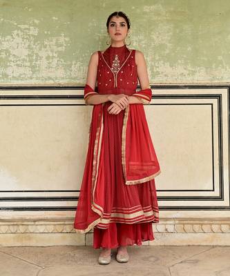Sindhuri anarkali set 1