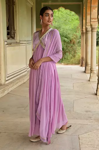 Kumudni anarkali set