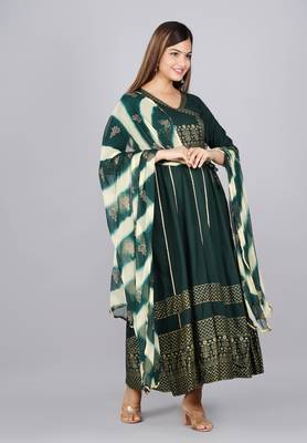 Dark green anarkali kurta dupatta set for women 4
