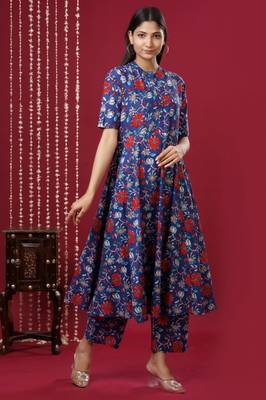 Mokshi women's blue floral printed rayon kurta with palazzo 4