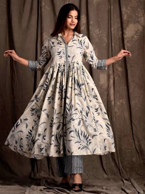 Mokshi women's beige printed cotton kurta with palazzo 4