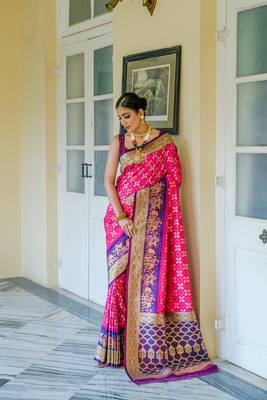 Rani Pink Meenakari Bandhani Woven Banarasi silk blend Traditional Saree With Blouse 2