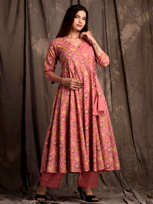 Mokshi women's pink floral printed cotton kurta with palazzo 4