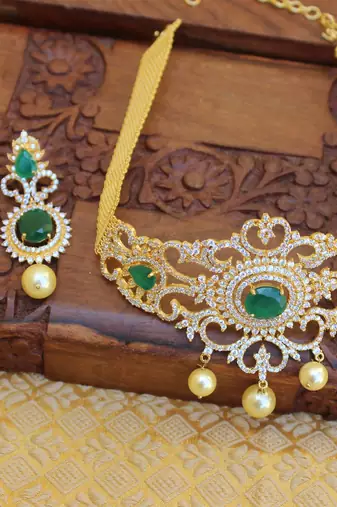 Gold platted cz necklace set
