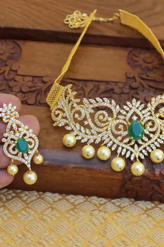 Gold platted cz necklace set