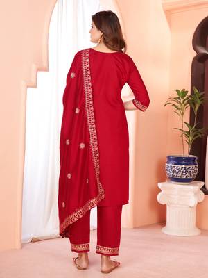 Designer collection maroon color viscose fabric zari  embroidery work kurta set with dupatta 3