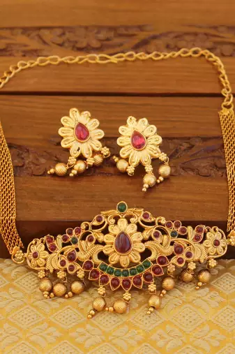 Matte finish peacock necklace set