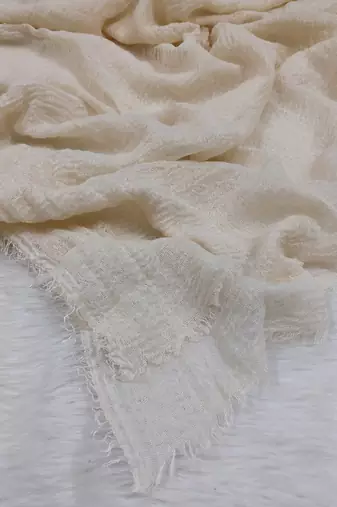 Ana cream cotton crinkle hijab - lightweight, soft, and versatile scarf for modest fashion