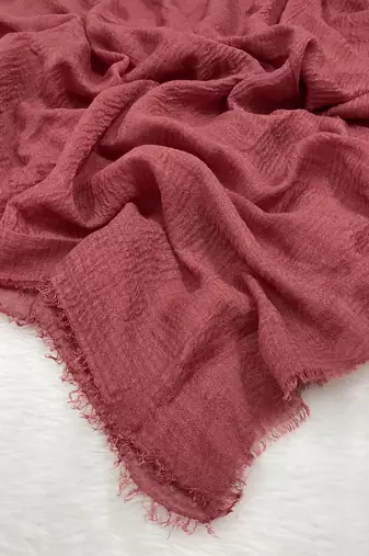 Ana brick red cotton crinkle hijab - soft, breathable, and lightweight scarf for traditional and casual wear