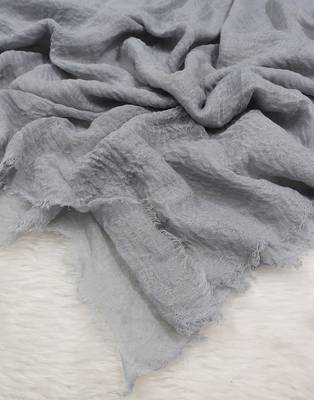 Ana light grey cotton crinkle hijab - chic, soft, and breathable scarf for versatile styling 2