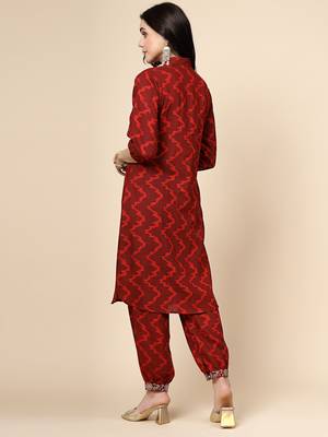 Women maroon color embroidery kurta pant set 3