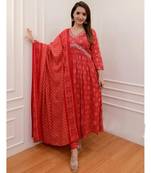 Women's Rayon Printed kurti pant with dupatta set