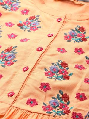 Rangmayee women peach-coloured & pink floral yoke design thread work kurta 5