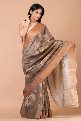 Indiloom Beige Digital Print Tussar Zari Saree With Blouse Print 1