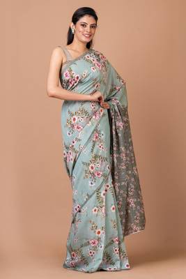 Indiloom Grey Digital Print Woven Sequence Crepe Saree With Blouse Piece 1