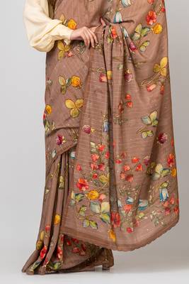 Indiloom Brown Digital Print Woven Sequence Crepe Saree With Blouse Piece 2