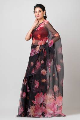 Indiloom Black Handmachine Zari Peta WorkDigital Print Oraganza Saree With Blouse Piece 4