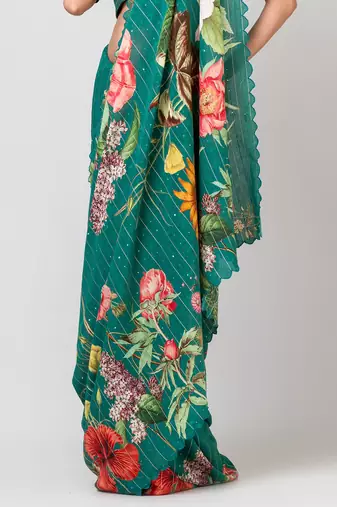 Indiloom Green Digital Print Woven Sequence Crepe Saree With Blouse Piece