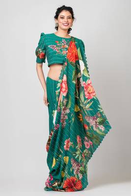 Indiloom Green Digital Print Woven Sequence Crepe Saree With Blouse Piece 4