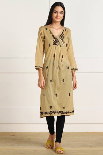 Vahson women's cotton mulmul anarkali kurta cream
