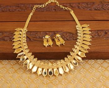 Gold Platted Palakka Necklace 3