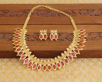 Gold Platted Palakka Necklace 3