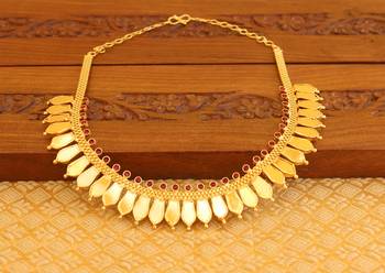 Gold Platted Palakka Necklace 3