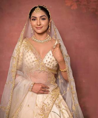 Pink Garden Of Swans Lehenga Set 4