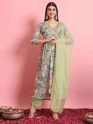  women alia cut embroidered viscose silk floral printed a-line kurta with pant & dupatta set 1