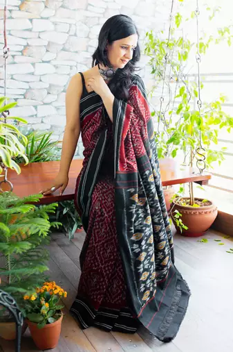 Multicolor Double Ikat Handloom Saree Set