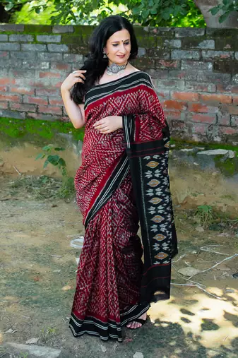 Multicolor Double Ikat Handloom Saree Set