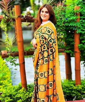 Yellow Double Ikat Handloom Saree Set 1