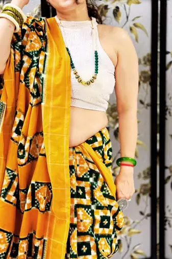 Yellow Double Ikat Handloom Saree Set