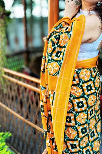 Yellow Double Ikat Handloom Saree Set