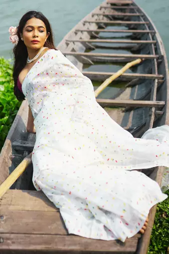 White Handloom Jamdani Saree Set