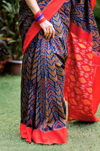 Multicolor Double Ikat Handloom Saree Set