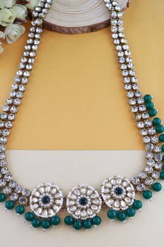 traditional ethnic white floral design kundan and stone adjustable pearl kamarband/kandora/wait belt for women