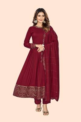 Curvy lane women maroon kurti pants with dupatta set 1