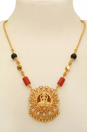 Laxmi pendant chain with coral beads SHORT