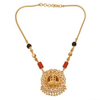 Laxmi pendant chain with coral beads SHORT 4