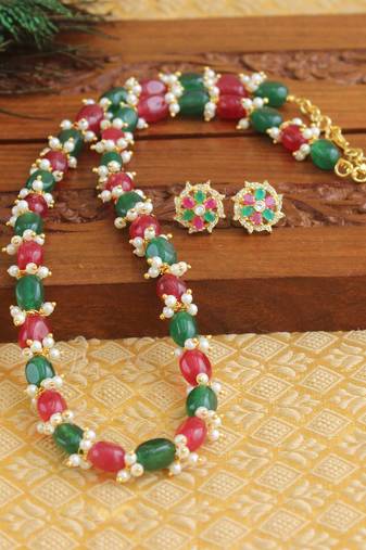 Beads necklace set