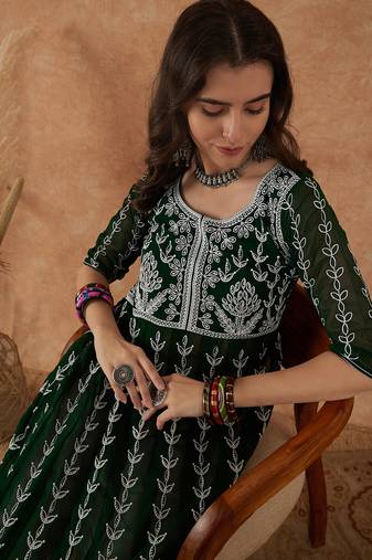 Women's mehandi rayon embroidery georgette kurti