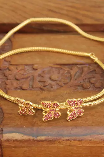 Gold platted butterfly moppu chain