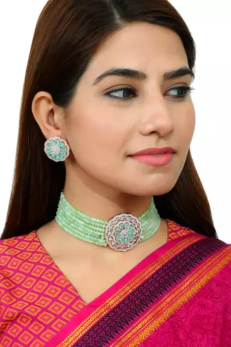 Gold plated choker jewellery set