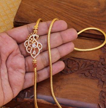 Gold platted peacock moppu chain 1