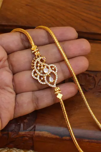 Gold platted peacock moppu chain