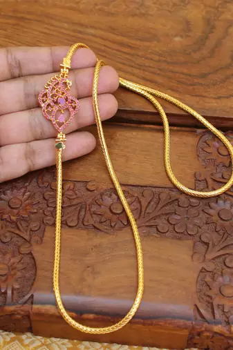 Gold platted peacock moppu chain
